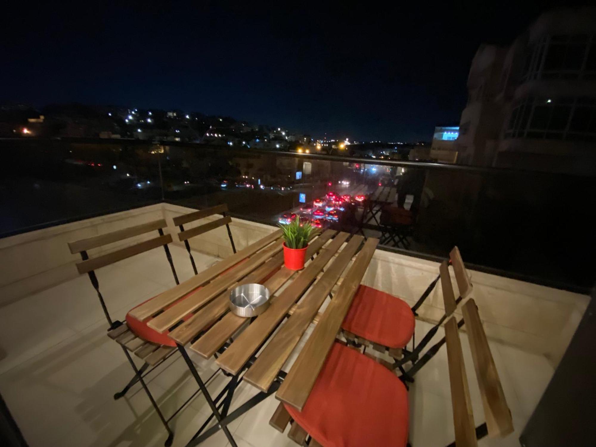 Dair Ghbar Apartment Amman Værelse billede