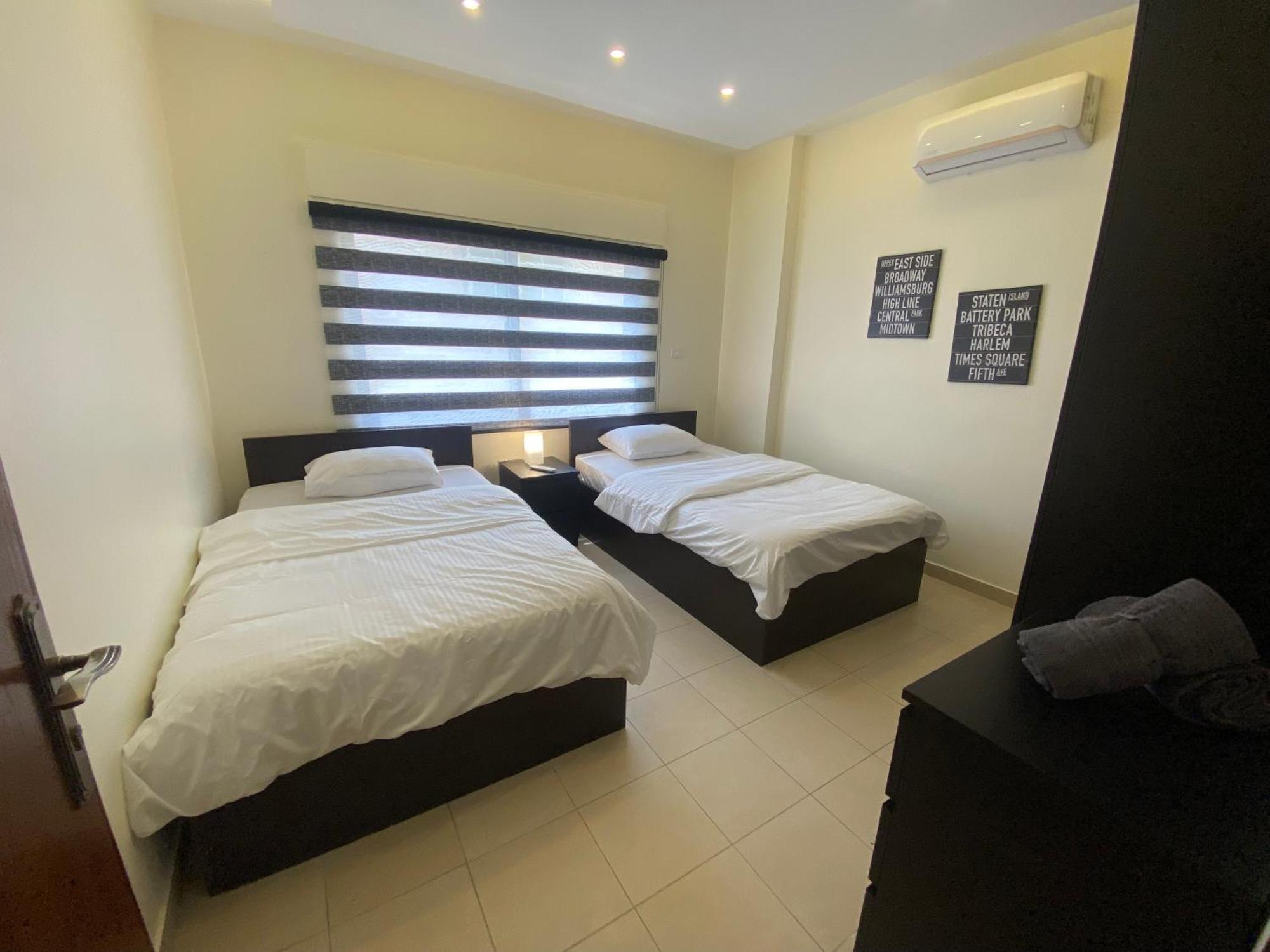 Dair Ghbar Apartment Amman Værelse billede