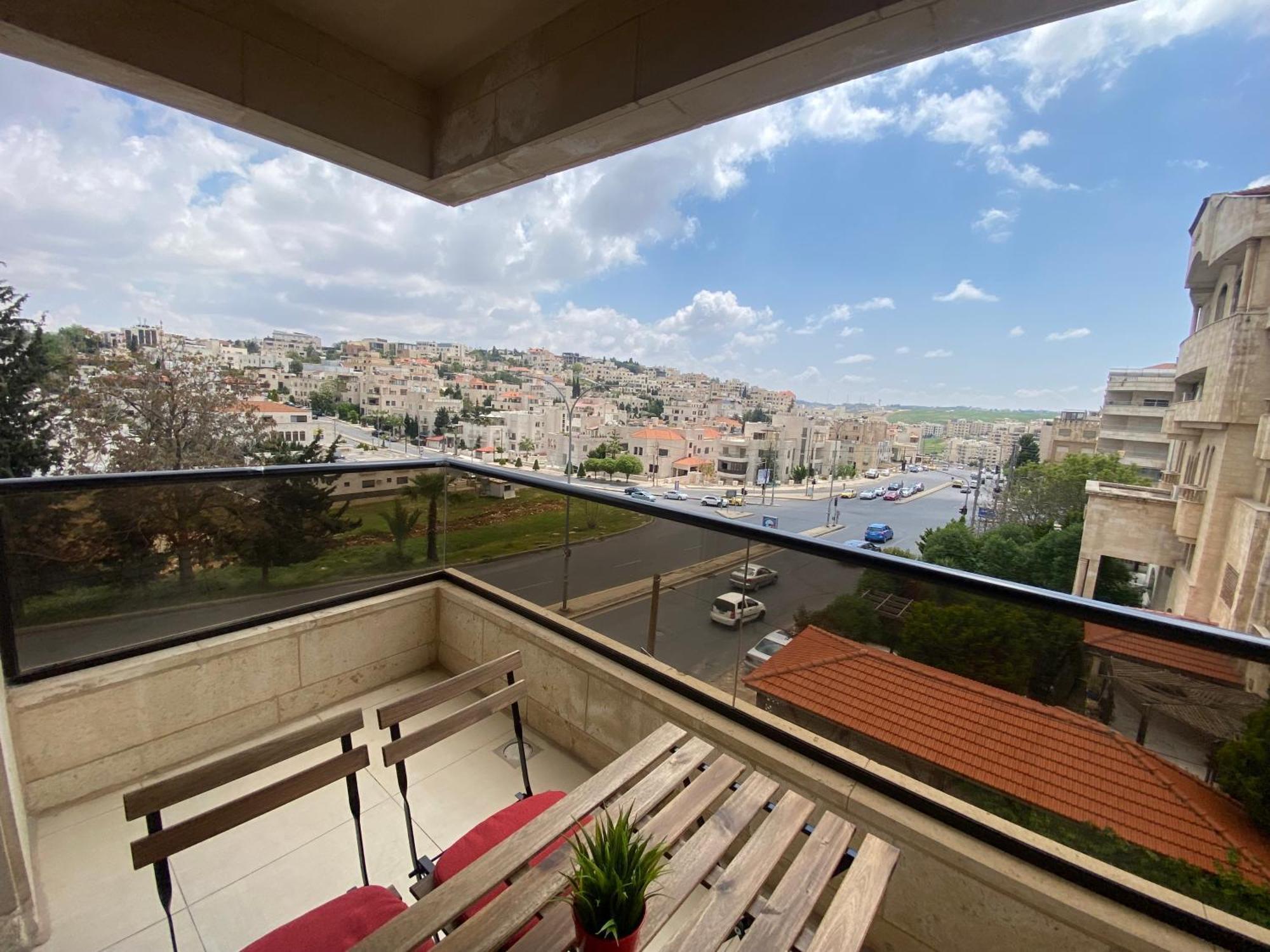 Dair Ghbar Apartment Amman Værelse billede