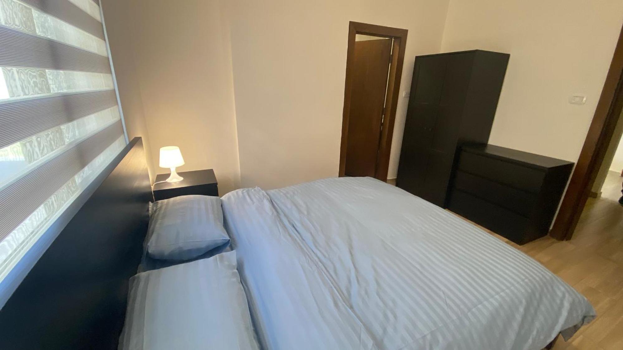 Dair Ghbar Apartment Amman Værelse billede