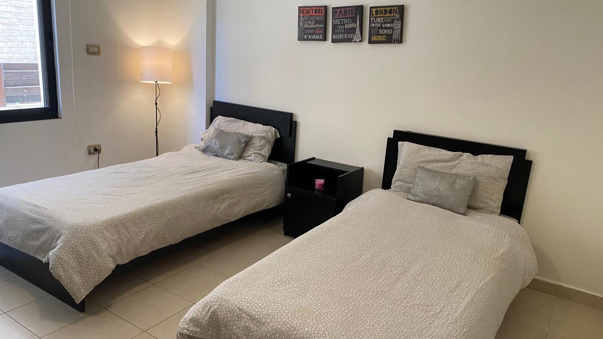 Dair Ghbar Apartment Amman Værelse billede